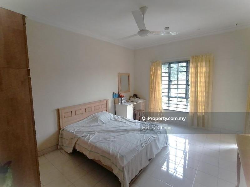 Rumah Teres 2.5-Tingkat untuk Dijual di Taman Bukit Serdang, Seri Kembangan oleh Melissa Chong - iProperty.com.my