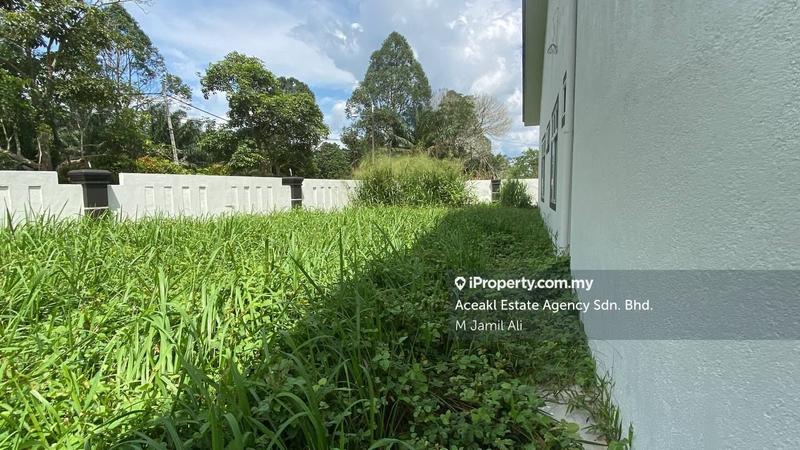 Semi-Detached House for Sale in Bukit Gambir, Grisek by M Jamil Ali - iProperty.com.my