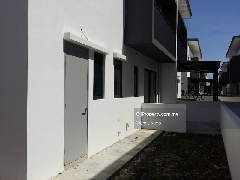 Rumah Berkembar untuk Dijual di Puchong, Selangor oleh Lawrence Khoo - iProperty.com.my