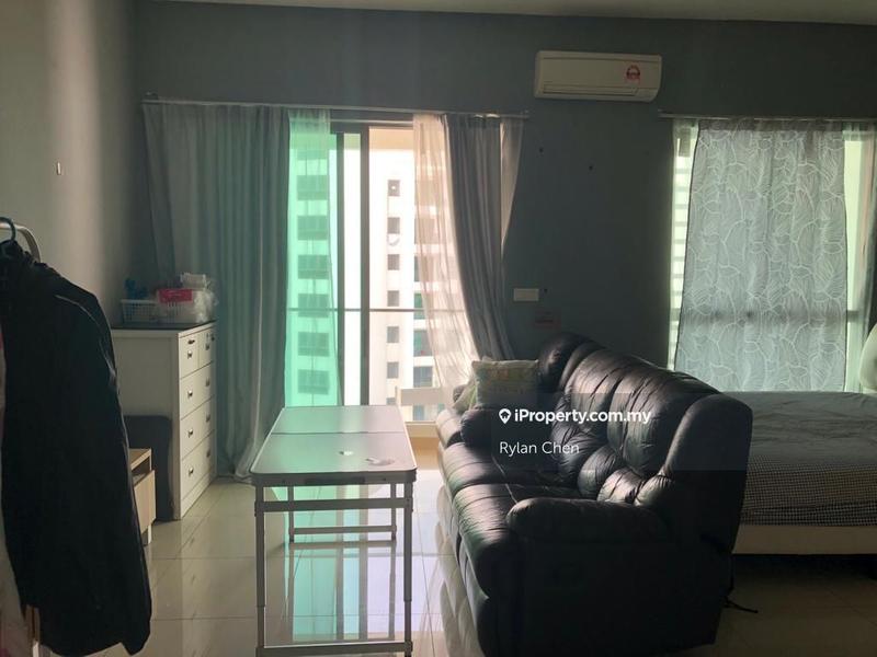 For Rent - Cybersquare