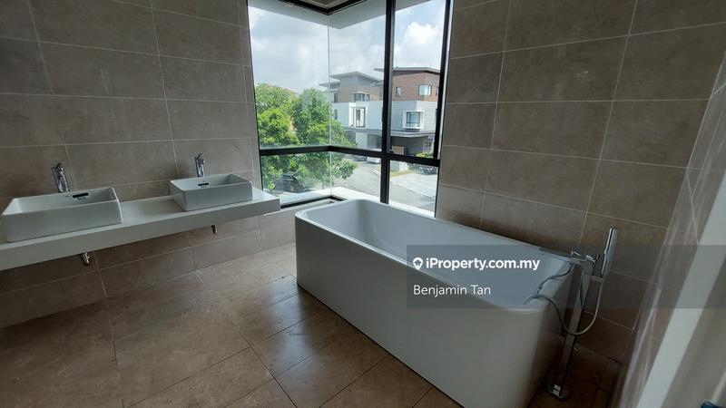 Bungalow House for Sale in Kota Kemuning, Shah Alam by Benjamin Tan - iProperty.com.my