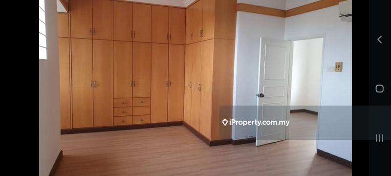 For Sale - Tiara Duta