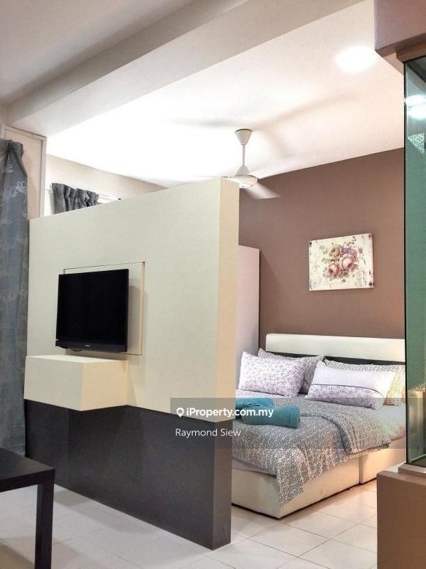 For Rent - Ritze Perdana 1