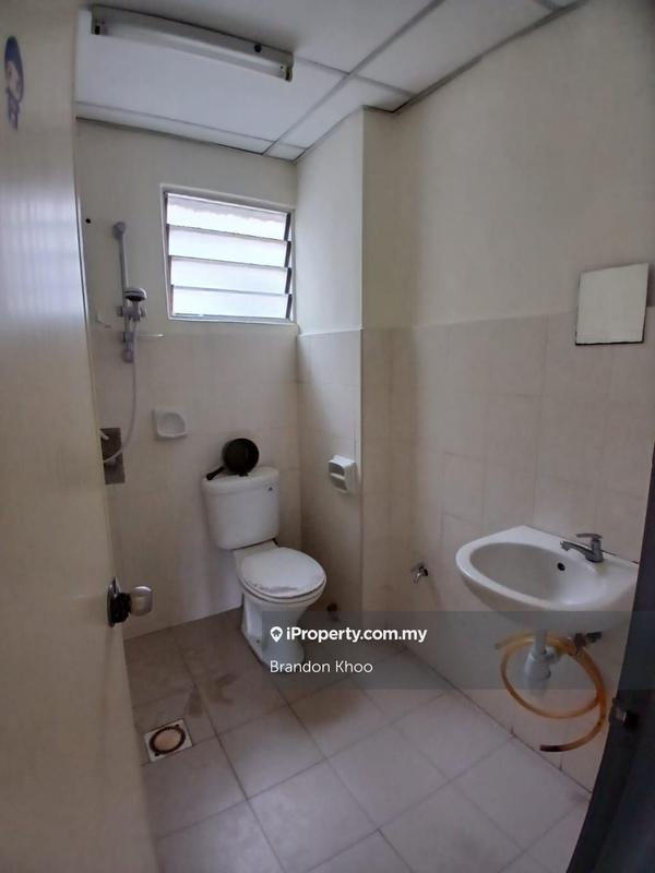 Apartment for Sale in Bayu Puteri by Brandon Khoo - iProperty.com.my
