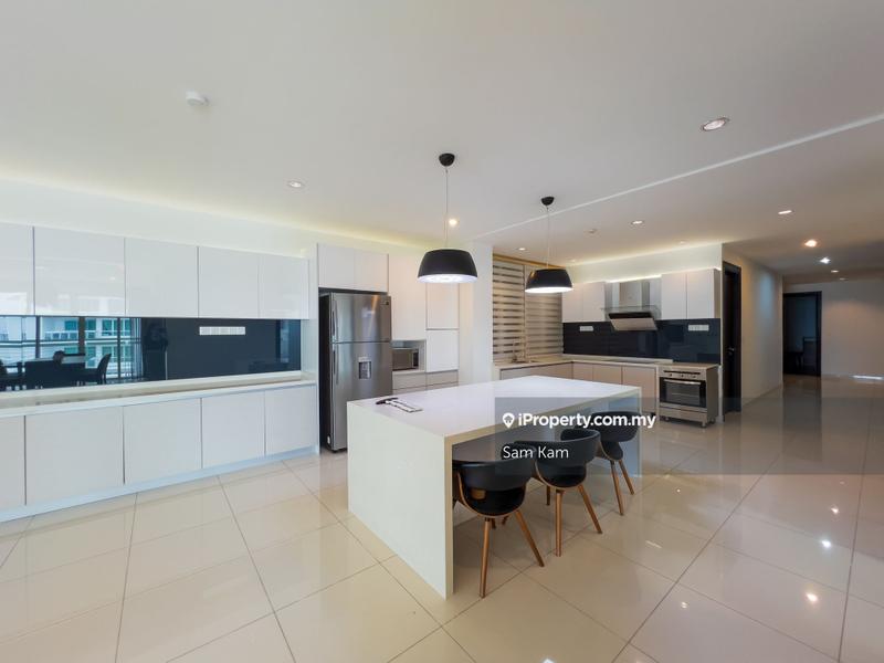 For Rent - Gurney Paragon