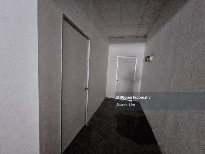 Shop-Office for Rent in 4nvb0, Cheng by Joanne Lim - iProperty.com.my