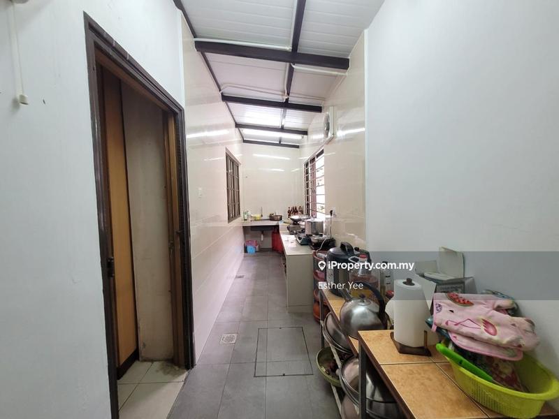 Rumah Teres 3-Tingkat untuk Dijual di Taman Dagang Permai, Ampang oleh Esther Yee - iProperty.com.my