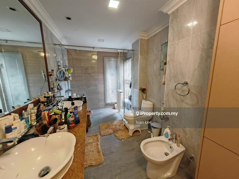 Rumah Berkembar untuk Dijual di Kelana Jaya, Petaling Jaya oleh Ivan Lee - iProperty.com.my
