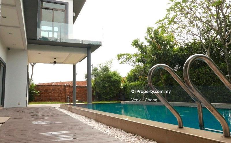 Bungalow House for Sale in Bukit Gita Bayu, Seri Kembangan by Venice Chong - iProperty.com.my