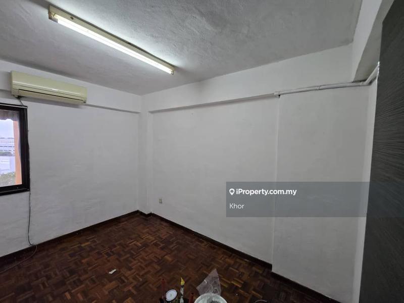 Flat for Sale in Jalan Tengah by Khor - iProperty.com.my