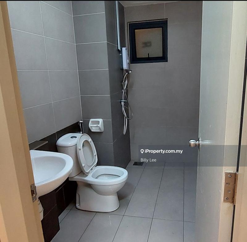 Service Residence for Sale in Suria Residence by Billy Lee - iProperty.com.my