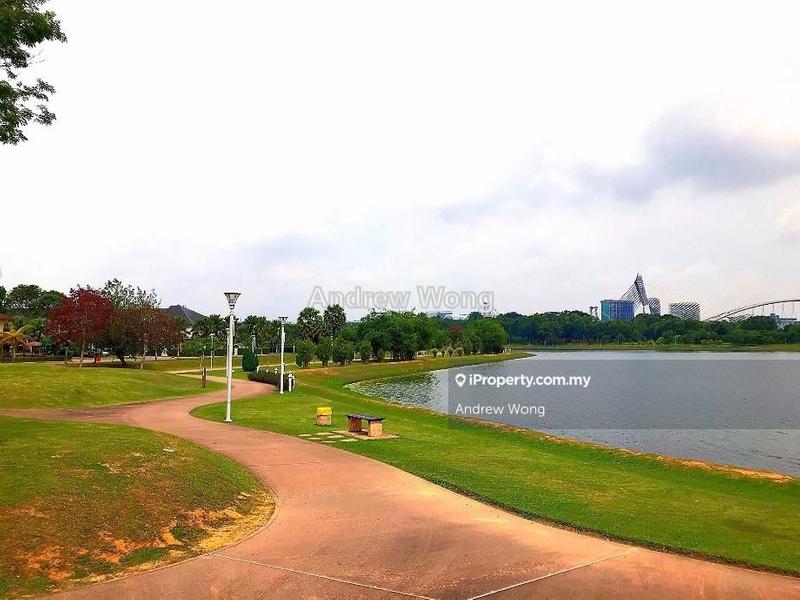 Bungalow House untuk Dijual di Lakefront Villa, Cyberjaya oleh Andrew Wong - iProperty.com.my