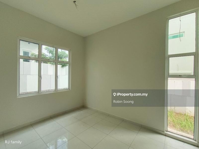 Banglo untuk Dijual di Taman Saujana Heights, Bukit Katil oleh Robin Soong - iProperty.com.my