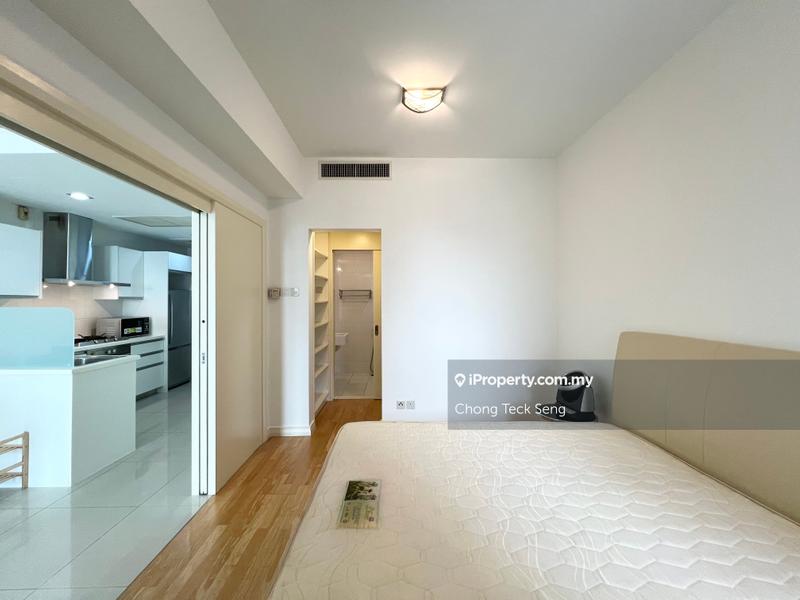 For Sale - Solaris Dutamas