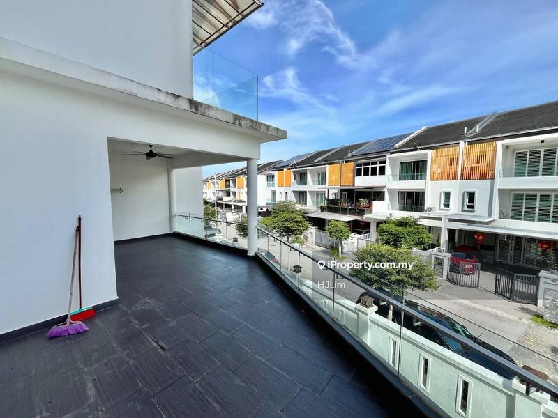 3-storey Terraced House for Sale in Taman Taming Indah, Bandar Sungai Long by HJLim - iProperty.com.my