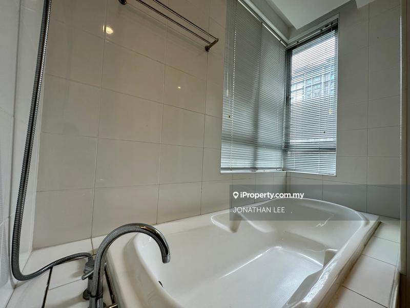 Kediaman Servis untuk Dijual di Solaris Dutamas oleh JONATHAN LEE - iProperty.com.my