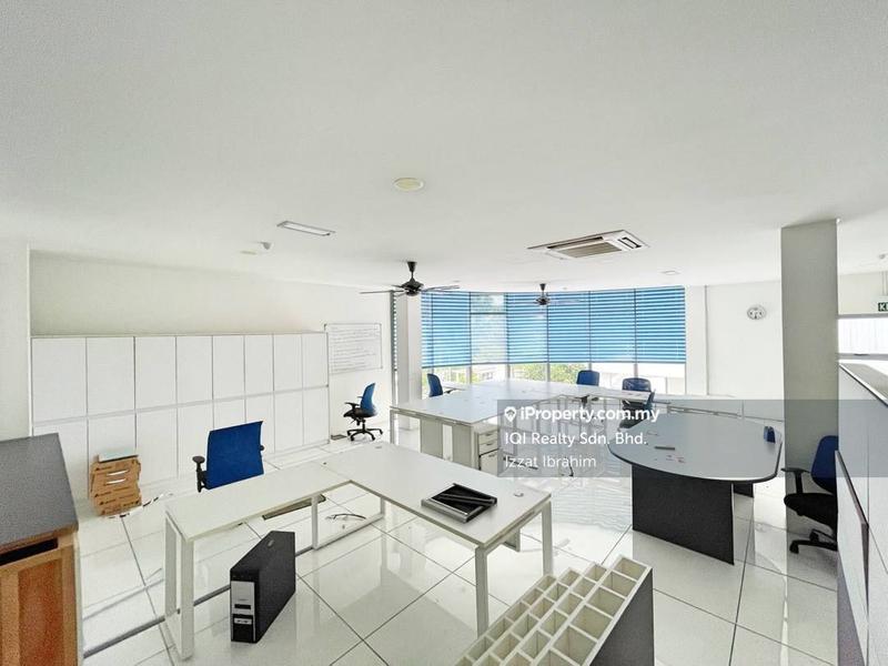 Gudang untuk Dijual di Bukit Jelutong, Shah Alam oleh Izzat Ibrahim - iProperty.com.my