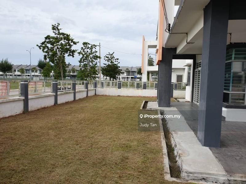 Rumah Teres 2-Tingkat untuk Dijual di Bandar Puncak Alam, Puncak Alam oleh Judy Tan - iProperty.com.my