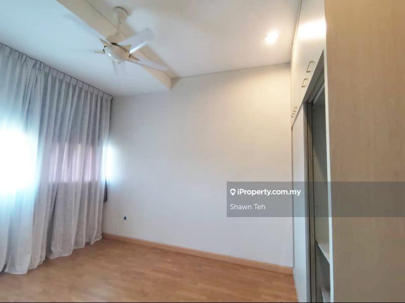 3-storey Terraced House for Sale in Laman Klebang, Klebang by Shawn Teh - iProperty.com.my