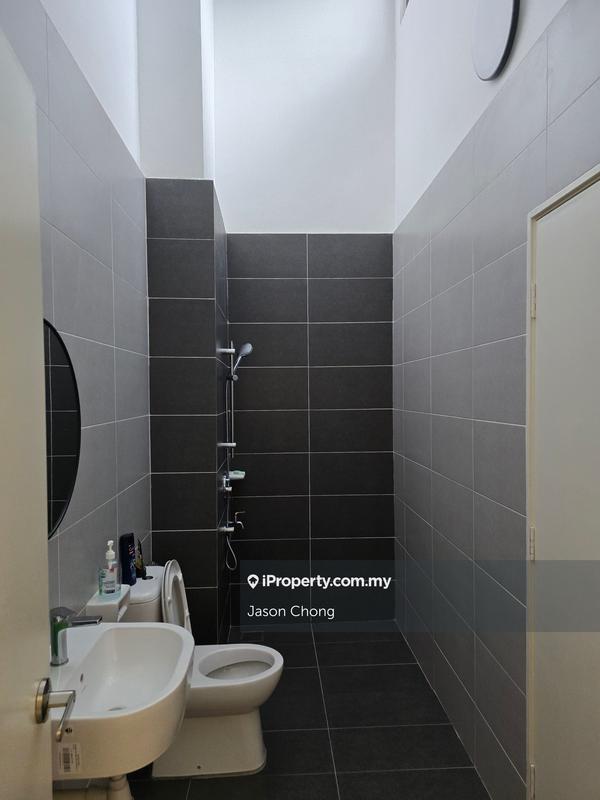 Semi-Detached House for Sale in Bandar Bukit Tinggi, Klang by Jason Chong - iProperty.com.my