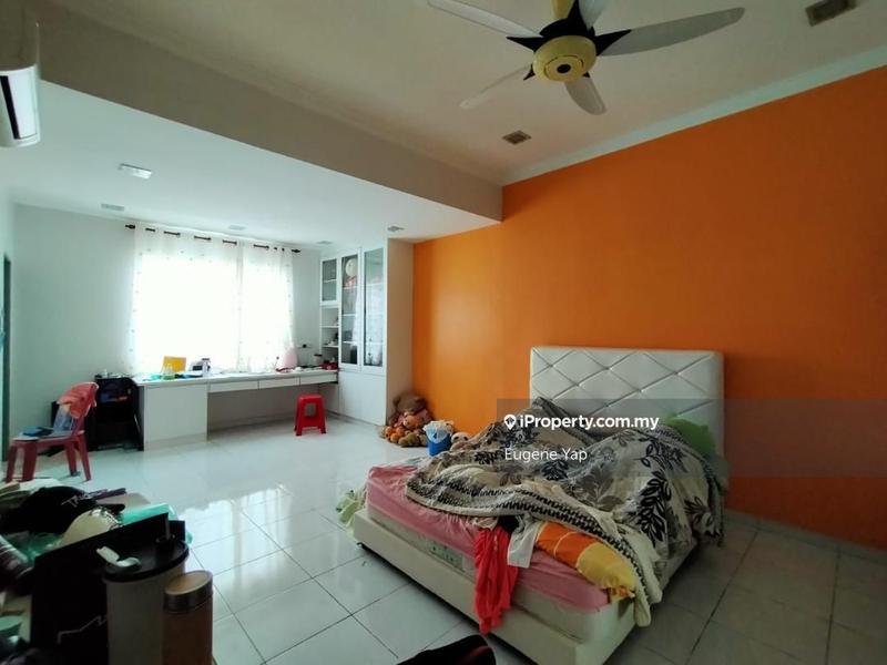 Rumah Berkembar untuk Dijual di Tasek Kesuma, Semenyih oleh Eugene Yap - iProperty.com.my