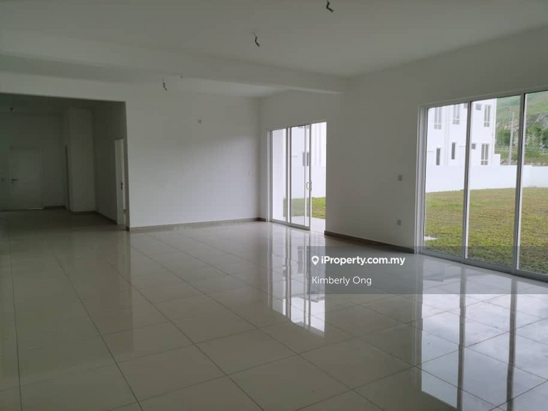 2-storey Terraced House for Sale in Corner Seremban 2, Damaris, Ara Sendayan, Seremban by Kimberly Ong - iProperty.com.my