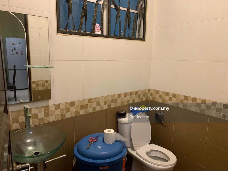 Rumah Berangkai 2.5 Tingkat untuk Dijual di Jalan Halimahton, Jalan Klang Lama (Old Klang Road) oleh Pradeeban - iProperty.com.my
