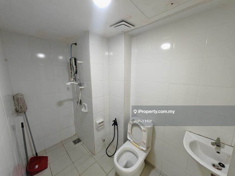 Sofo for Rent in Paragon Cyberjaya, Pangaea, The Paragon, Cyberjaya, Cyberjaya by Jane Hor - Bathroom - iProperty.com.my