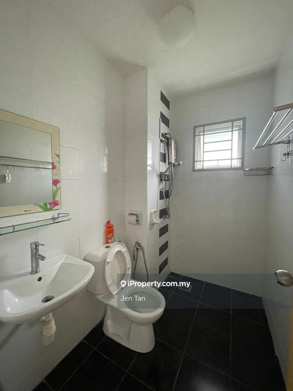 Condominium for Rent in Lagoon Suites by Jen Tan - iProperty.com.my