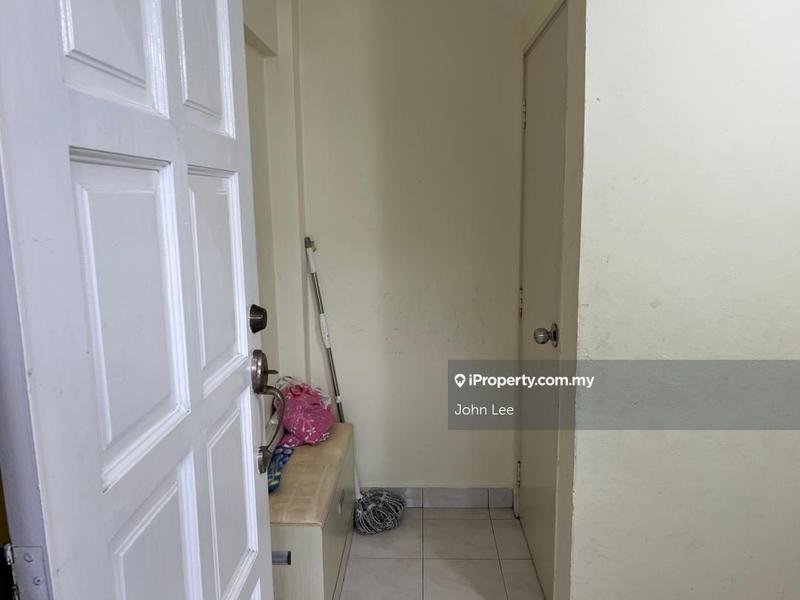 Rumah Bandar untuk Dijual di Batu 9, Cheras oleh John Lee - iProperty.com.my