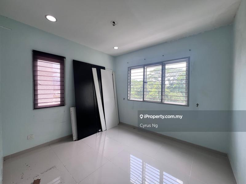 For Sale - Astana Lumayan