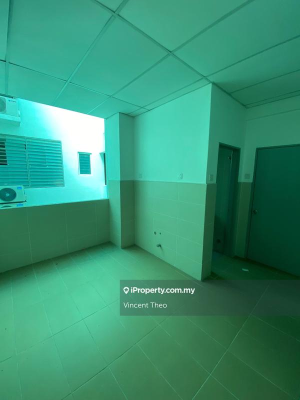Kondominium untuk Dijual di D'suria Condominium oleh Vincent Theo - iProperty.com.my