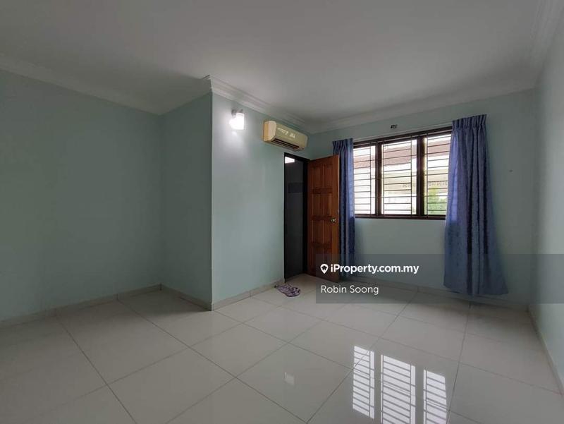 Semi-Detached House for Sale in Ujong Pasir, Melaka by Robin Soong - iProperty.com.my