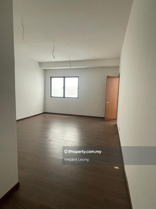 Rumah Berangkai 4 Tingkat untuk Dijual di Bandar Damansara Perdana, Damansara Perdana oleh Vincent Leong - iProperty.com.my