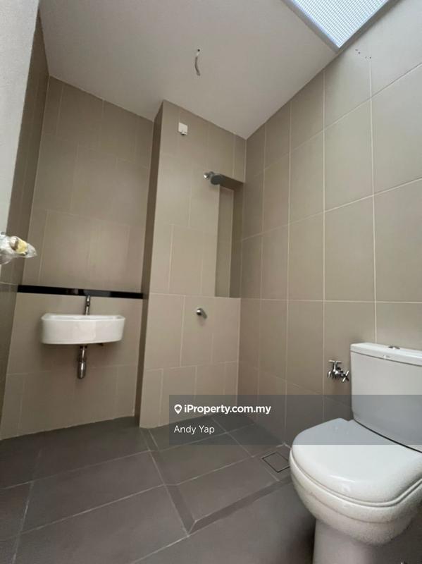 Rumah Berkembar untuk Dijual di Kota Emerald, Rawang oleh Andy Yap - iProperty.com.my