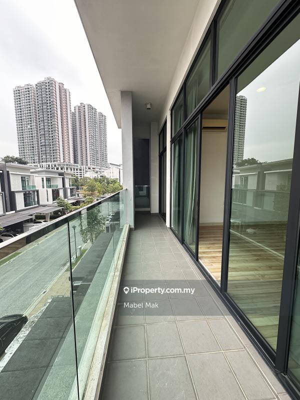 Rumah Berkembar untuk Dijual di Taman Bukit Serdang, Seri Kembangan oleh Mabel Mak - iProperty.com.my