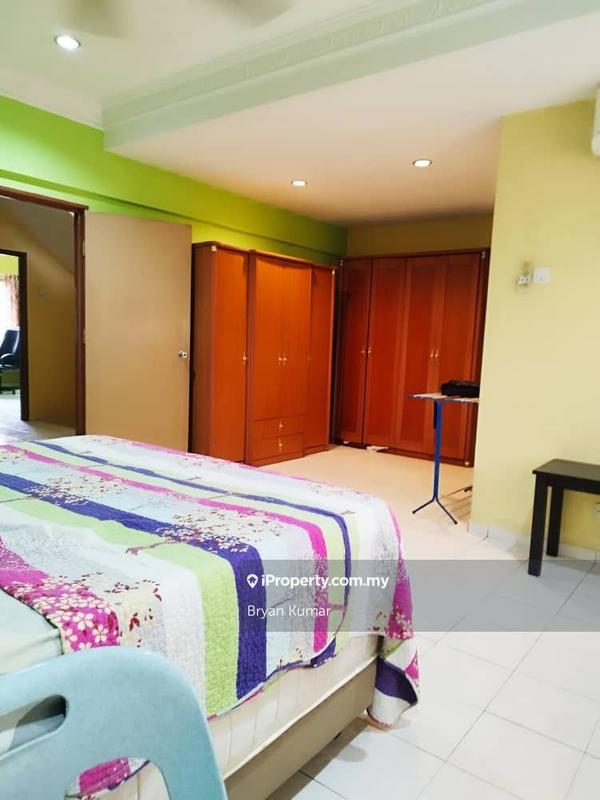 Rumah Berangkai 2.5 Tingkat untuk Dijual di Bandar Bukit Tinggi, Klang oleh Bryan Kumar - iProperty.com.my