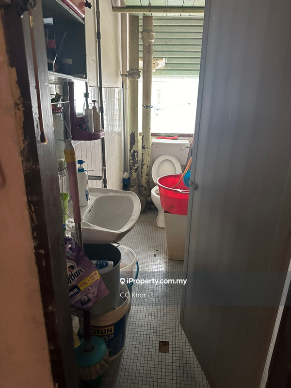 Flat for Sale in Wisma Air Jernih by CC Khor - iProperty.com.my