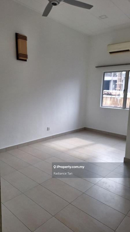 Rumah Bandar untuk Dijual di Kampung Sungai Kayu Ara, Petaling Jaya oleh Radiance Tan - iProperty.com.my