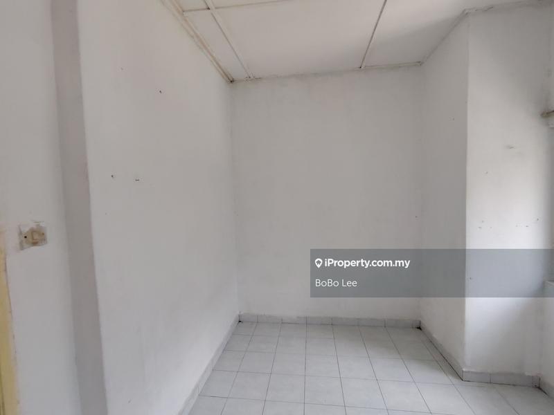 Flat for Sale in Taman Sri Sentosa by BoBo Lee - iProperty.com.my