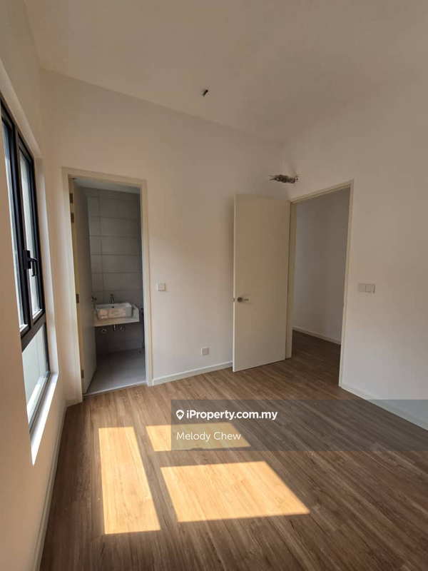 Rumah Berkembar untuk Dijual di Bandar Tropicana Aman, Telok Panglima Garang oleh Melody Chew - iProperty.com.my