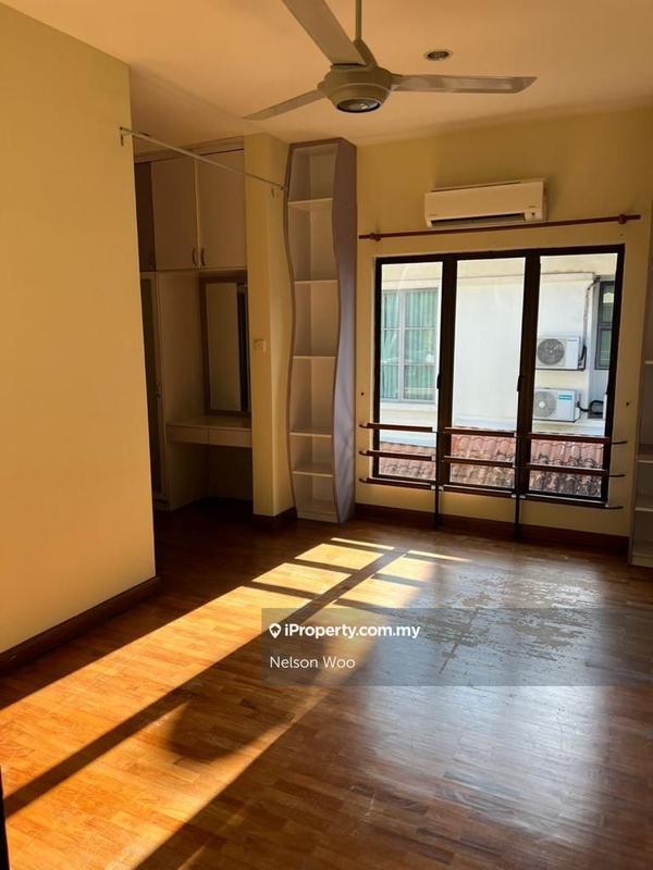 Bungalow House for Sale in Bukit Gita Bayu, Seri Kembangan by Nelson Woo - iProperty.com.my