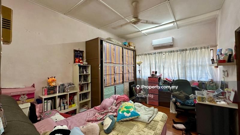 Semi-Detached House for Sale in Taman Lucky, Bangsar by Aivan Ng - iProperty.com.my