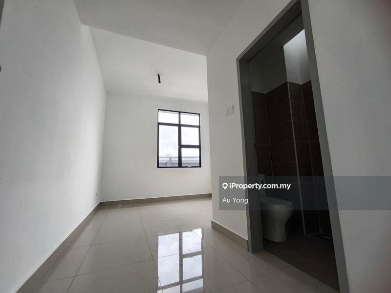 Rumah Teres untuk Dijual di Taman Ponderosa, Johor Bahru oleh Au Yong - iProperty.com.my