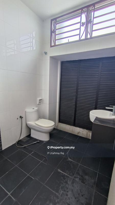 Rumah Berangkai 2 Tingkat untuk Dijual di ajqrl, Shah Alam oleh P Utahma Raj - iProperty.com.my