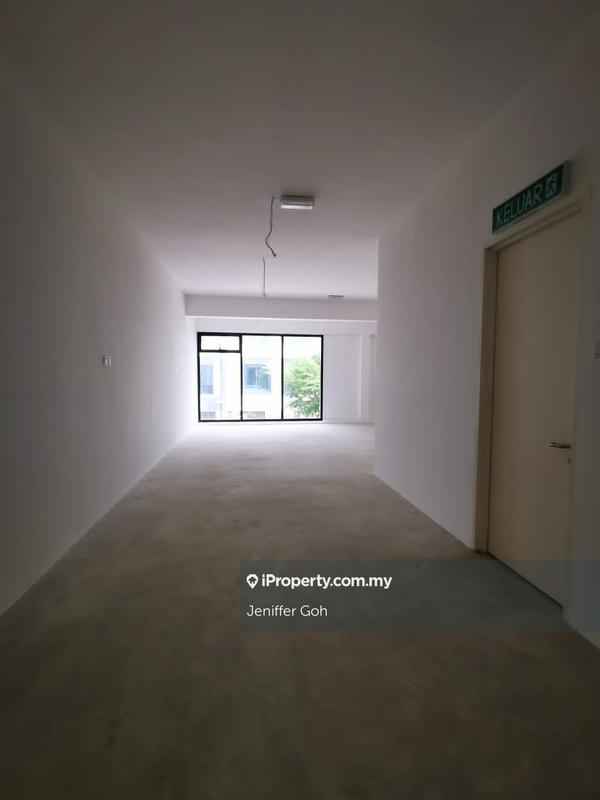 For Rent - Vervea Batu Kawan Level 2  Office with Individual Lift access