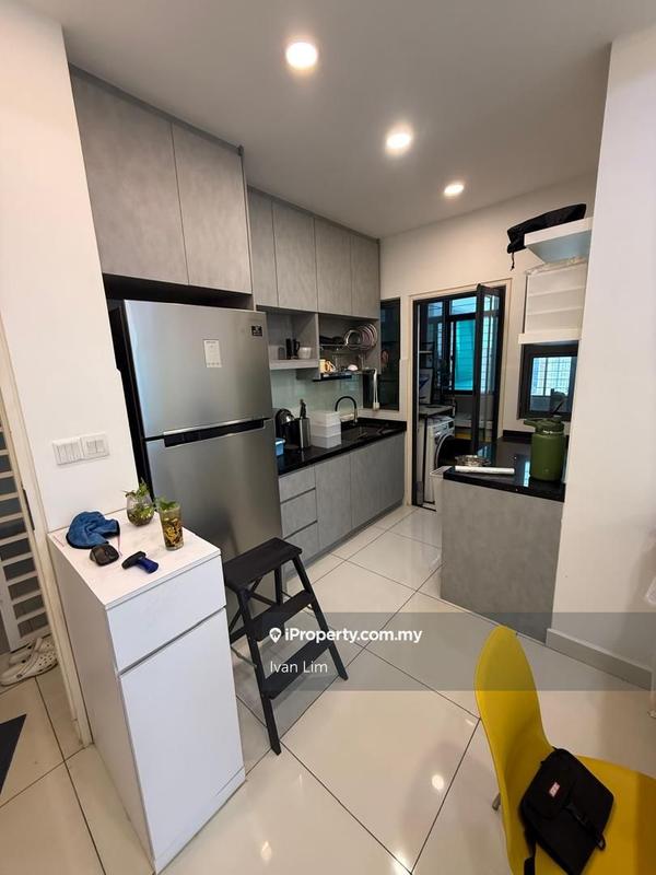 For Rent - Trinity Aquata