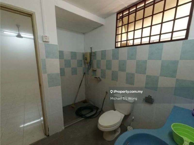 Kondominium untuk Dijual di Platinum Hill PV 5 oleh Michael S L Wong - iProperty.com.my