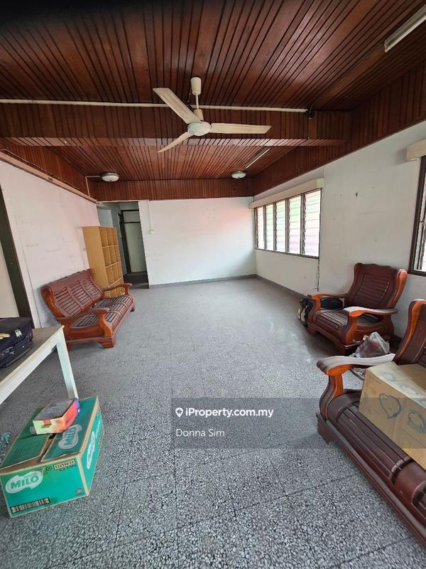 Bungalow House for Sale in Federal Hill, Bangsar by Donna Sim - iProperty.com.my
