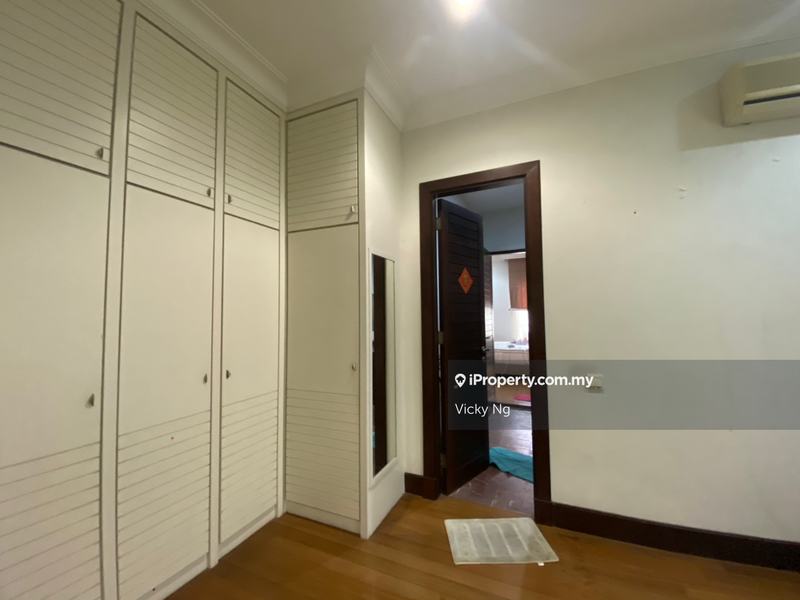 Bungalow House for Sale in Kayangan Heights, Shah Alam by Vicky Ng - iProperty.com.my